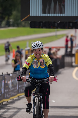 FINISH LINE CROSSING --4161