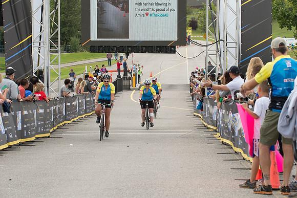 FINISH LINE CROSSING --3285