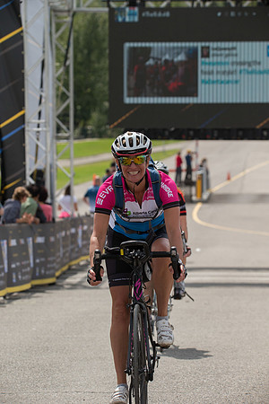FINISH LINE CROSSING --4019