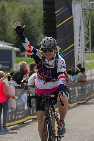 FINISH LINE CROSSING --4288