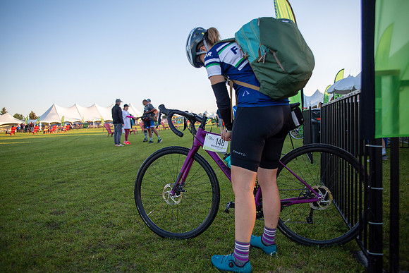 2-BIKE - RIDERS FIXING BIKES-8
