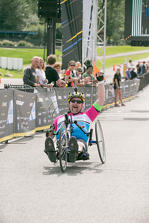 FINISH LINE CROSSING --2877