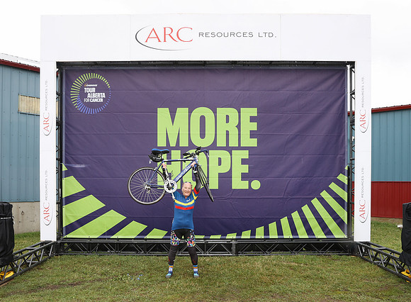 0HW-ARC- TOUR 2025-740