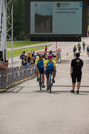 FINISH LINE CROSSING --4301