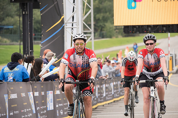 FINISH LINE CROSSING --1451