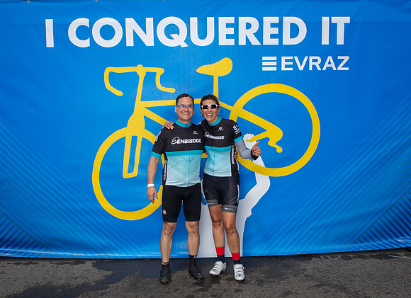 ICW-TWO-R4-TheRideAB-3404