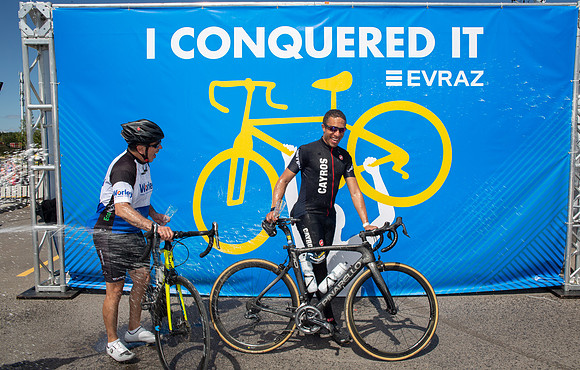 ICW-TWO-R4-TheRideAB-3354