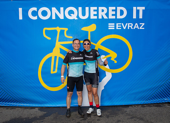 ICW-TWO-R4-TheRideAB-3404
