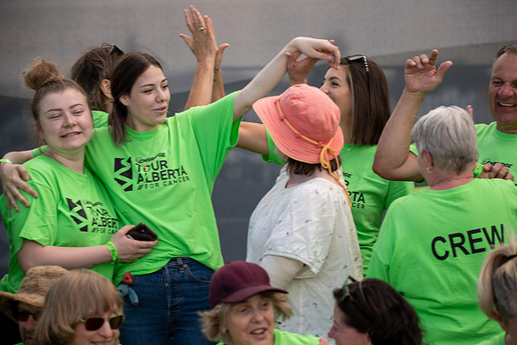 2-VOLUNTEERS-237