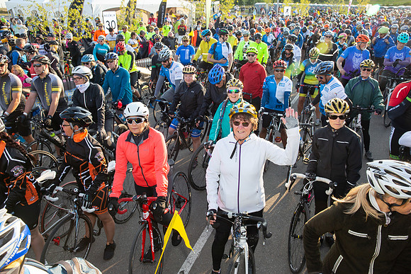OC-3-RIDERS LEAVING-TheRideAB-1