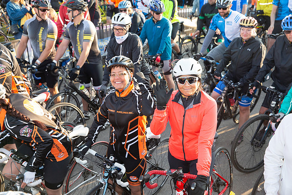 OC-3-RIDERS LEAVING-TheRideAB-4