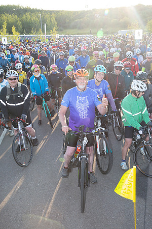 OC-3-RIDERS LEAVING-TheRideAB-13