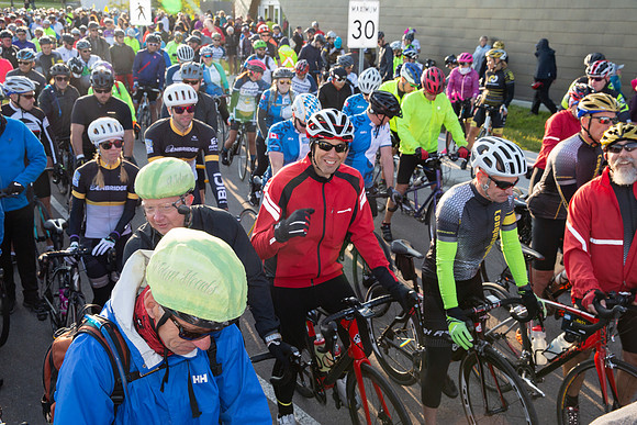 OC-3-RIDERS LEAVING-TheRideAB-23