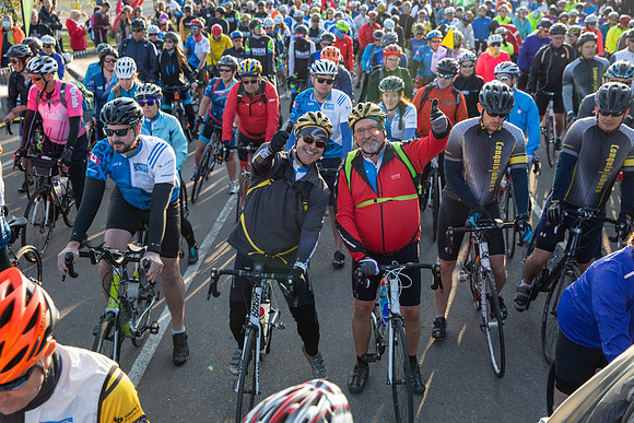 OC-3-RIDERS LEAVING-TheRideAB-31