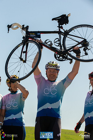 RIDERS + CHEERERS @ PITSTOPS-19