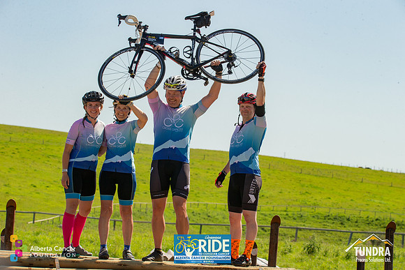 RIDERS + CHEERERS @ PITSTOPS-24