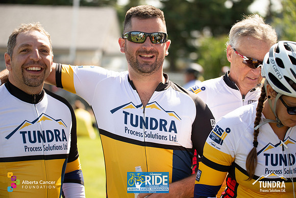 RIDERS + CHEERERS @ PITSTOPS-40