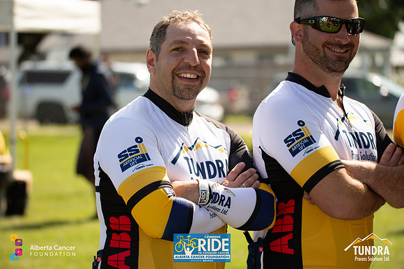 RIDERS + CHEERERS @ PITSTOPS-47