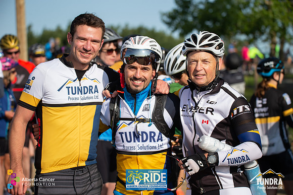 RIDERS + CHEERERS @ PITSTOPS-51