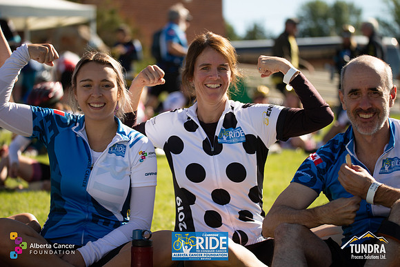 RIDERS + CHEERERS @ PITSTOPS-82