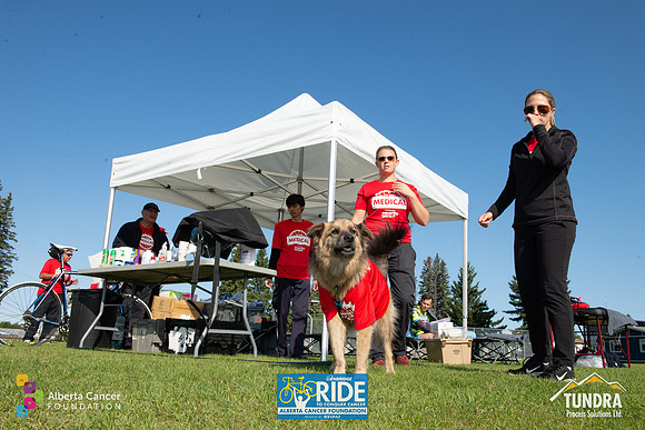 RIDERS + CHEERERS @ PITSTOPS-114