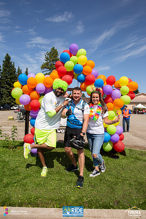 RIDERS + CHEERERS @ PITSTOPS-131