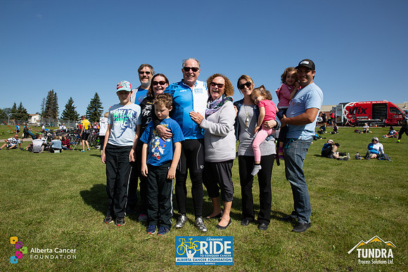RIDERS + CHEERERS @ PITSTOPS-213