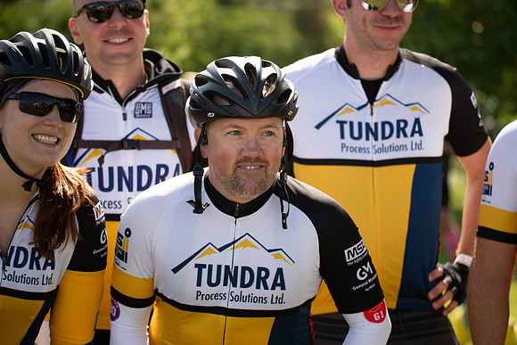 RIDERS + CHEERERS @ PITSTOPS-34