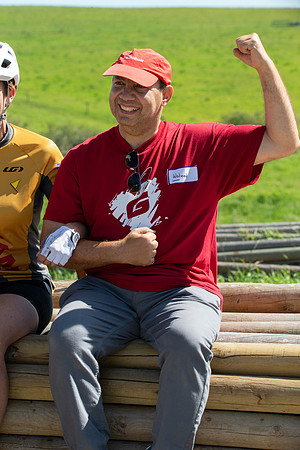 RIDERS + CHEERERS @ PITSTOPS-90
