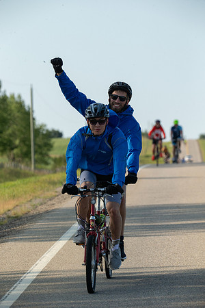 D1R-C4-TheRideAB-1402
