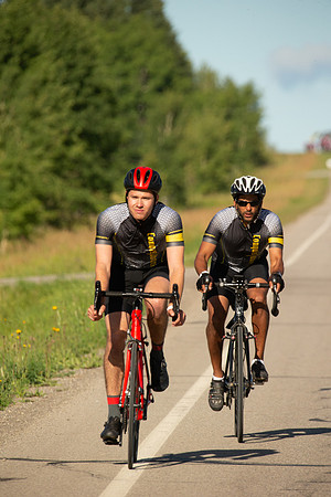 D2R-C8-TheRideAB-492