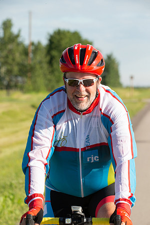 D2R-C8-TheRideAB-875