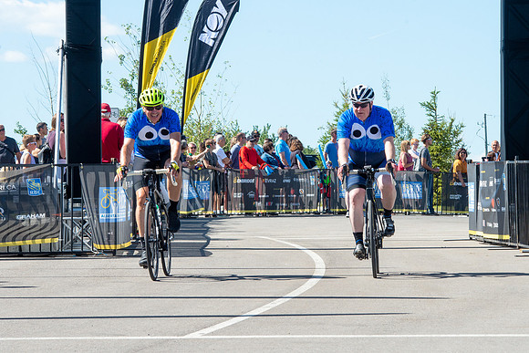 FL-A-H4-TheRideAB-533