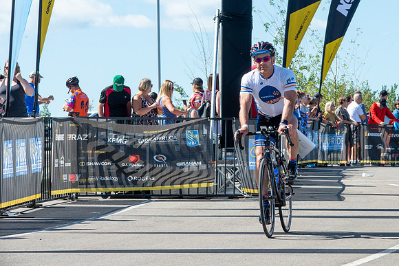 FL-A-H4-TheRideAB-546