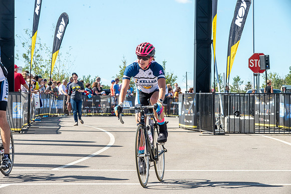 FL-A-H4-TheRideAB-698