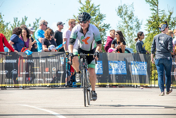 FL-A-H4-TheRideAB-806