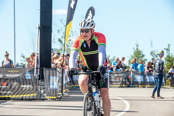 FL-A-H4-TheRideAB-812