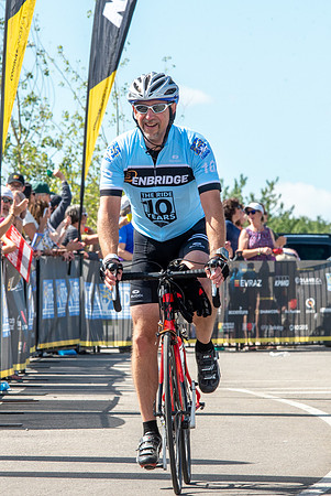 FL-A-H4-TheRideAB-894