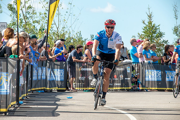 FL-A-H4-TheRideAB-935