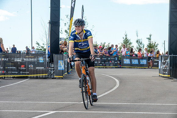 FL-A-H4-TheRideAB-972