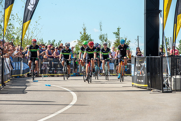 FL-A-H4-TheRideAB-996