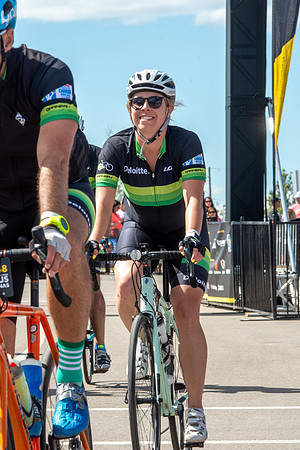 FL-A-H4-TheRideAB-1006