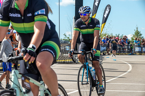 FL-A-H4-TheRideAB-1007