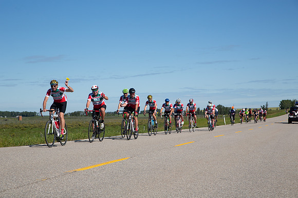 D2R-R3-TheRideAB-5693