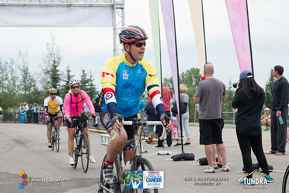 DAY 1- TheRideAB- h-8389