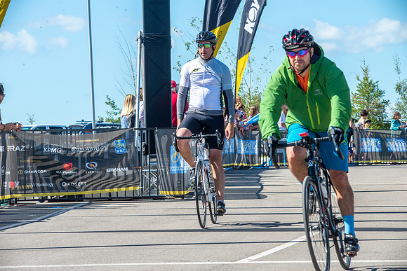 FL-A-H4-TheRideAB-241