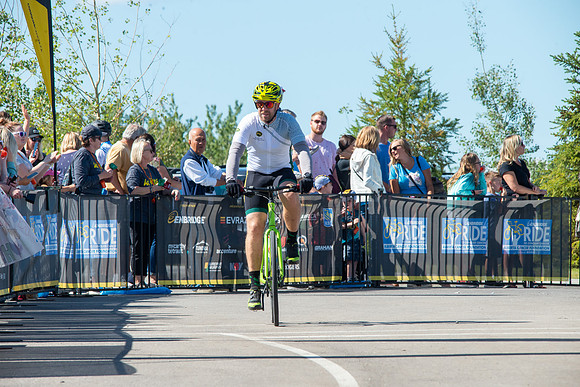 FL-A-H4-TheRideAB-345