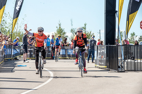 FL-A-H4-TheRideAB-1192
