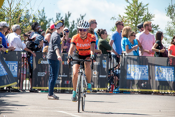 FL-A-H4-TheRideAB-1483