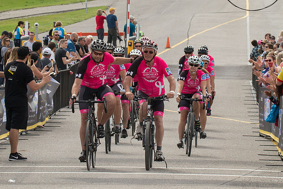 FINISH LINE CROSSING --3430